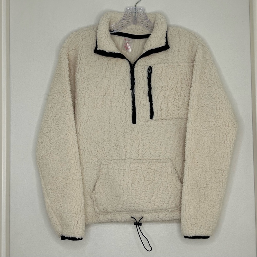 No Boundaries Juniors' Half-Zip Faux Sherpa Pullover
Mock Neck Kangaroo Pocket M